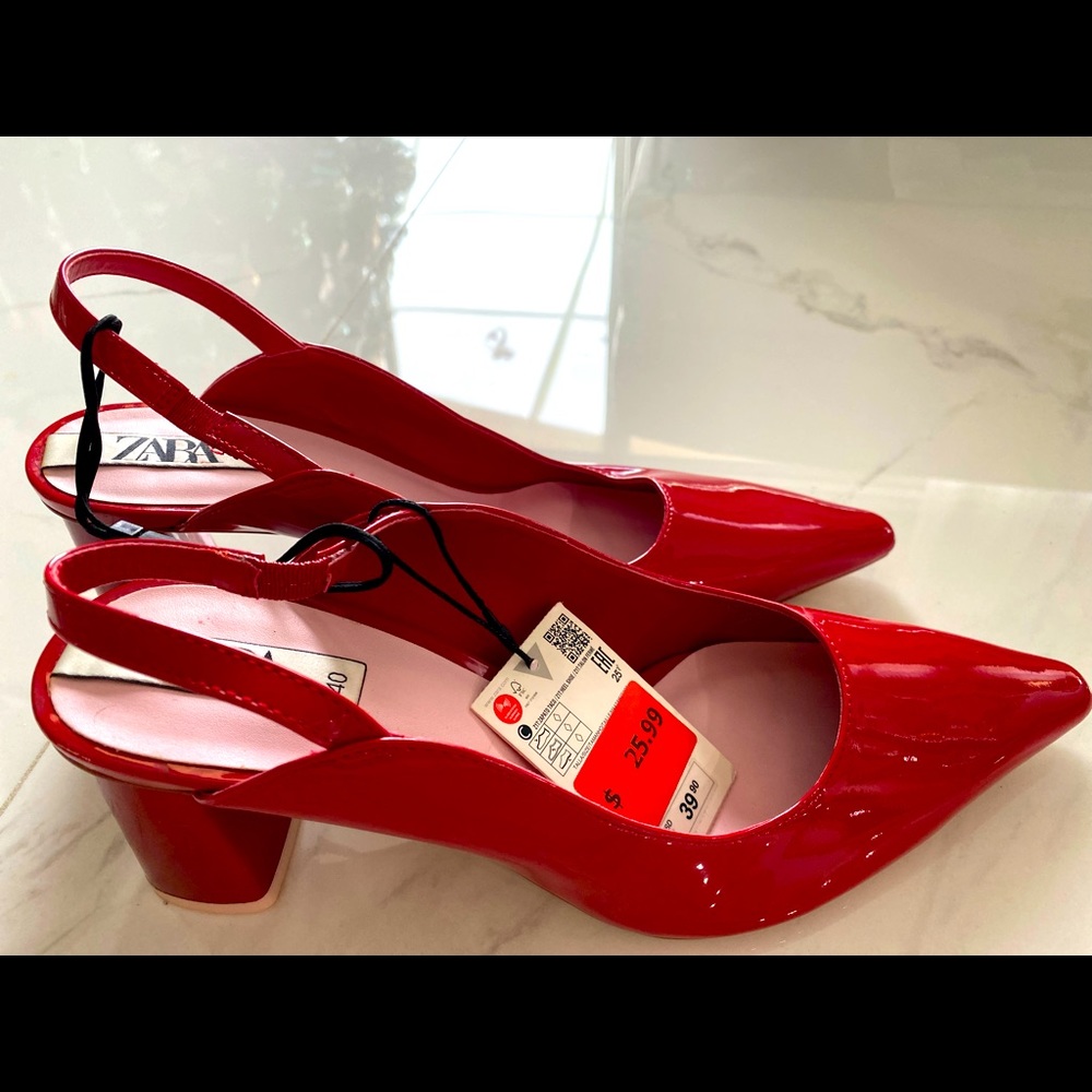 Red ZARA size 40/size 10 run small